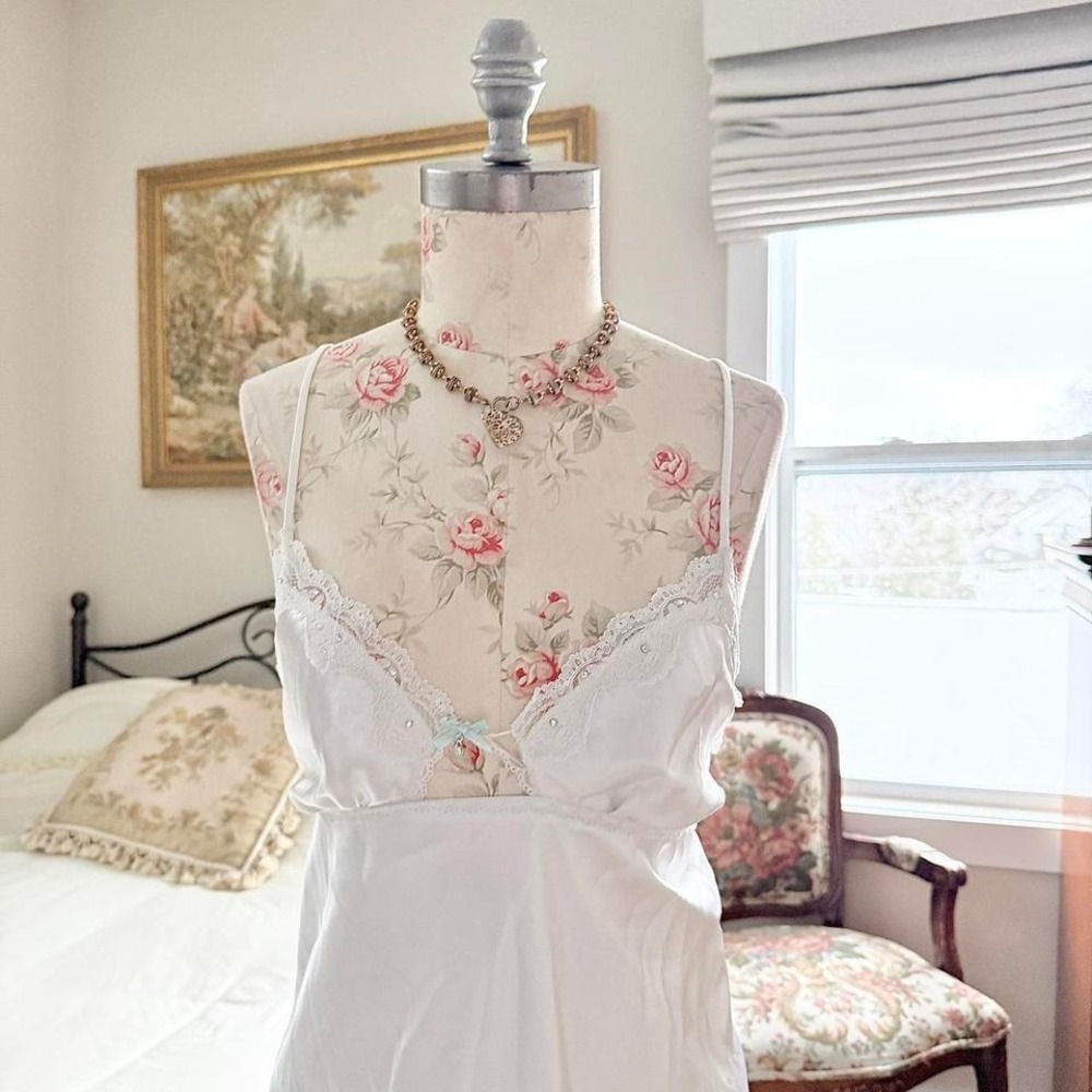 white satin slip‎ dress  y2k apt 9 white satin slip dress large - Picture 3 of 7